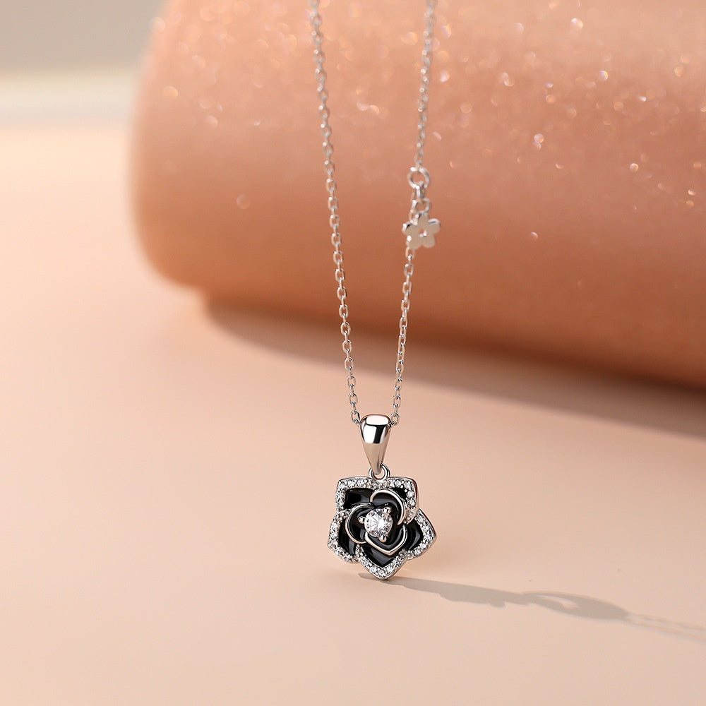 Veyra Kamelien Zirkonia Halskette – 925 Silber in Weißgold & Gelbgold