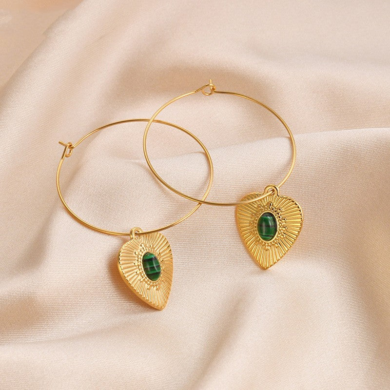 Veyra Heart Pendant Earrings – Vintage French Style